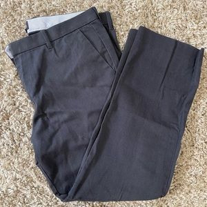 Gap Khakis straight leg chinos 38x30